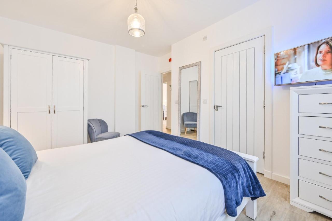 No2 Ellington Court Torquay